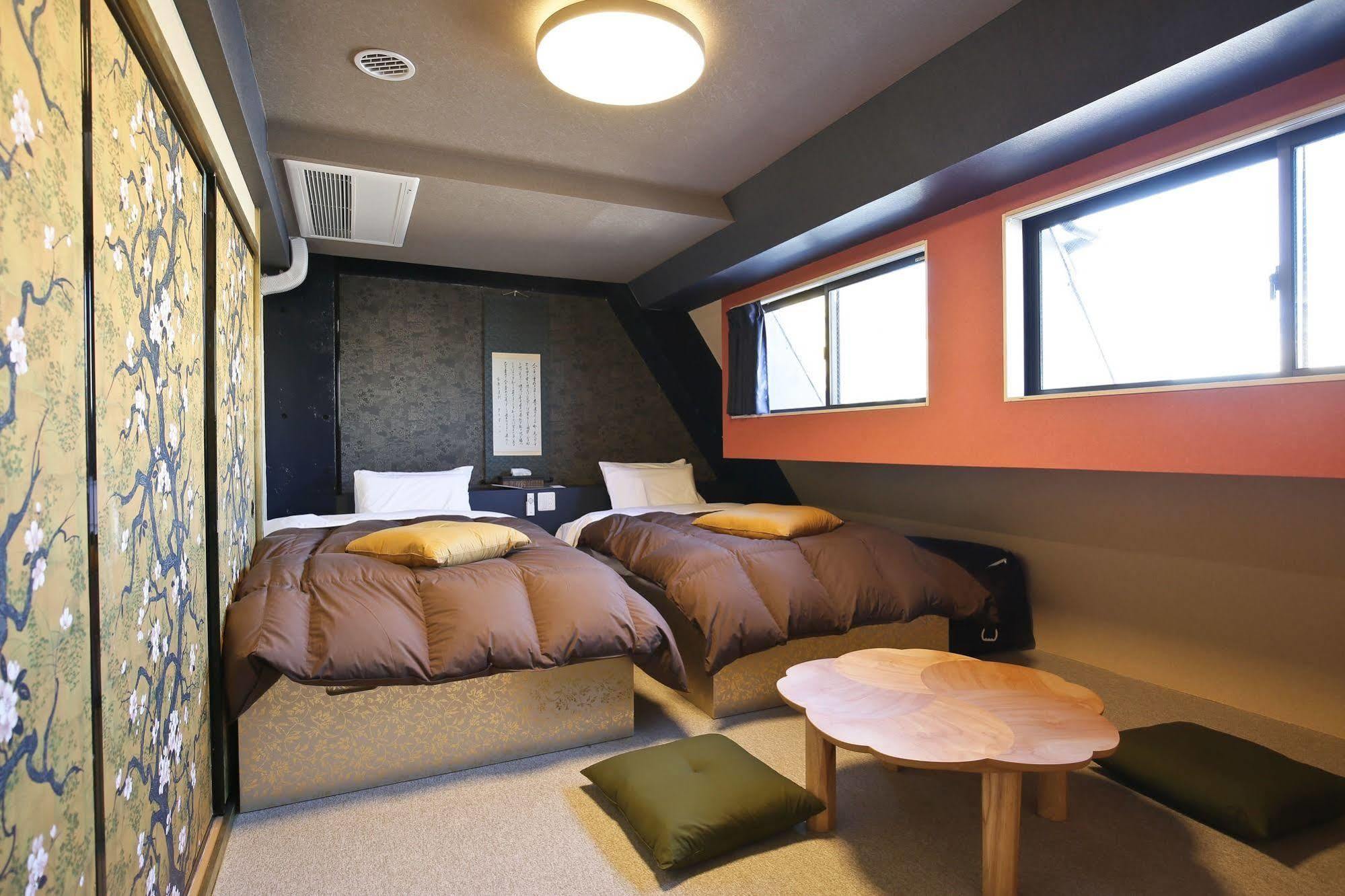 Samurais Hostel Ikebukuro Tokyo Exterior photo