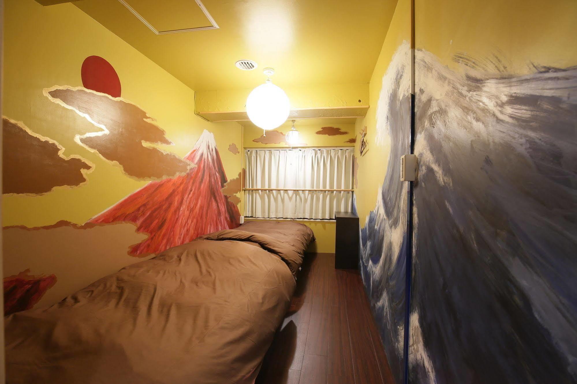 Samurais Hostel Ikebukuro Tokyo Exterior photo