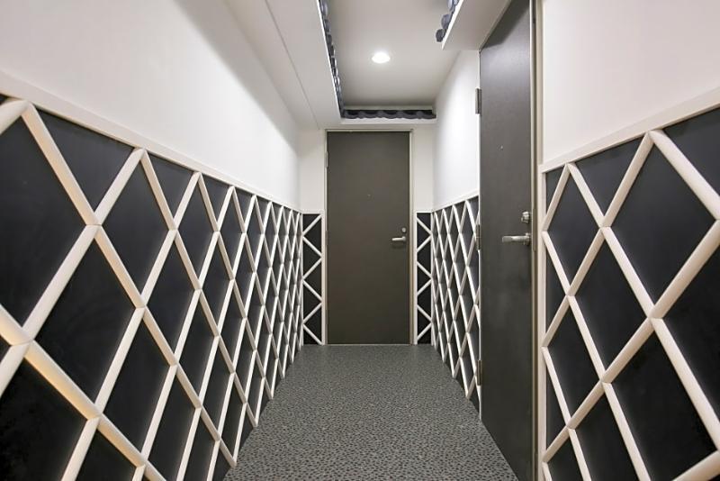 Samurais Hostel Ikebukuro Tokyo Exterior photo