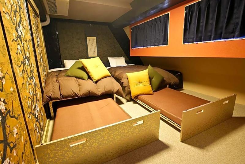 Samurais Hostel Ikebukuro Tokyo Exterior photo