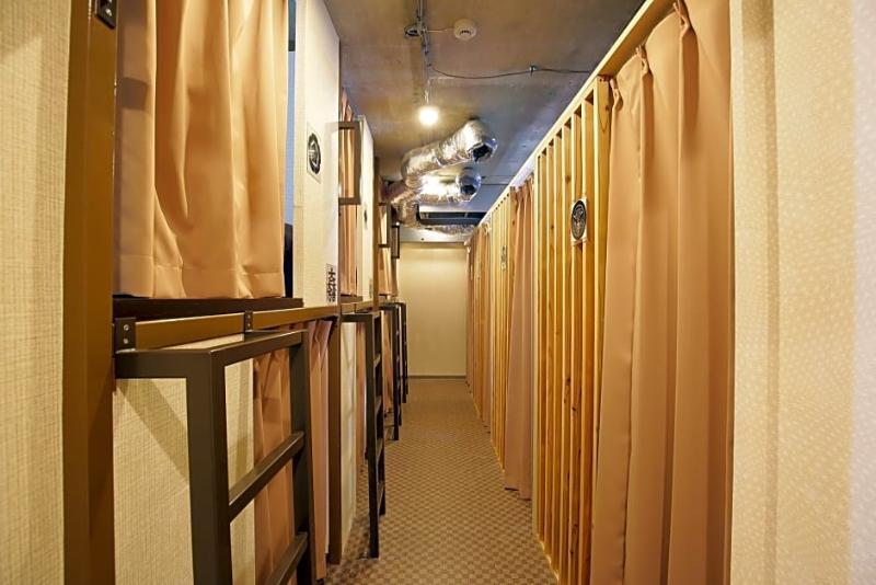 Samurais Hostel Ikebukuro Tokyo Exterior photo
